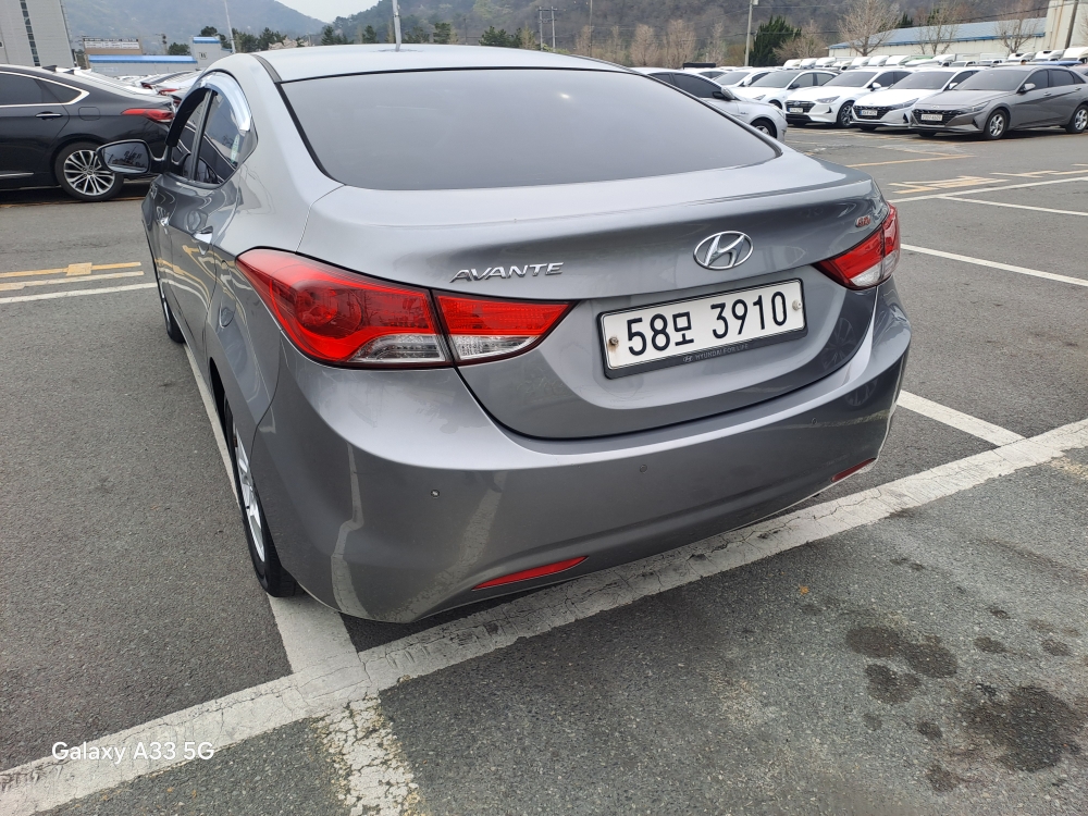 Hyundai AVANTE 2014 — inspection photo 2