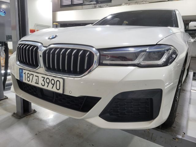 BMW 5-Series 2023 — inspection photo 1