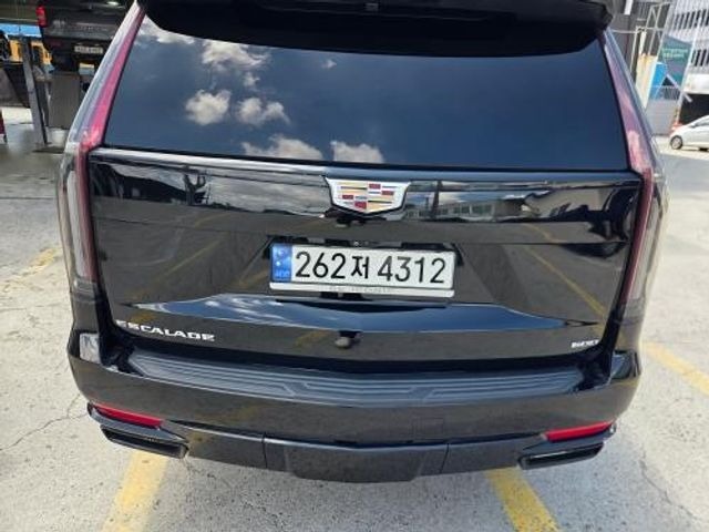 Cadillac Escalade 2023 — inspection photo 2
