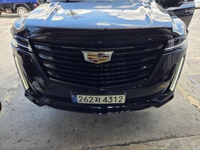 Cadillac Escalade 2023 — inspection photo 1