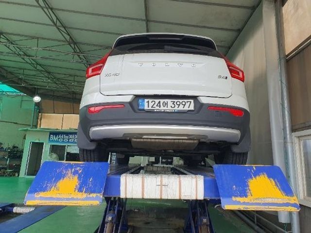 Volvo XC40 2021 — inspection photo 2
