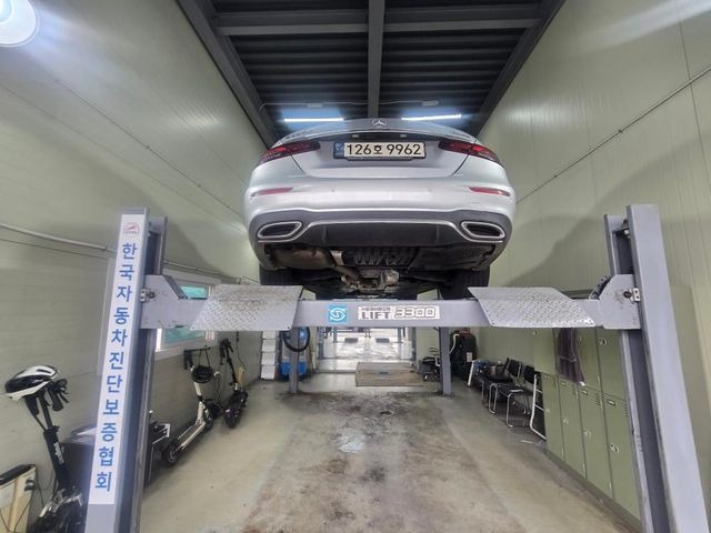 Mercedes-Benz E-Class 2021 — inspection photo 2