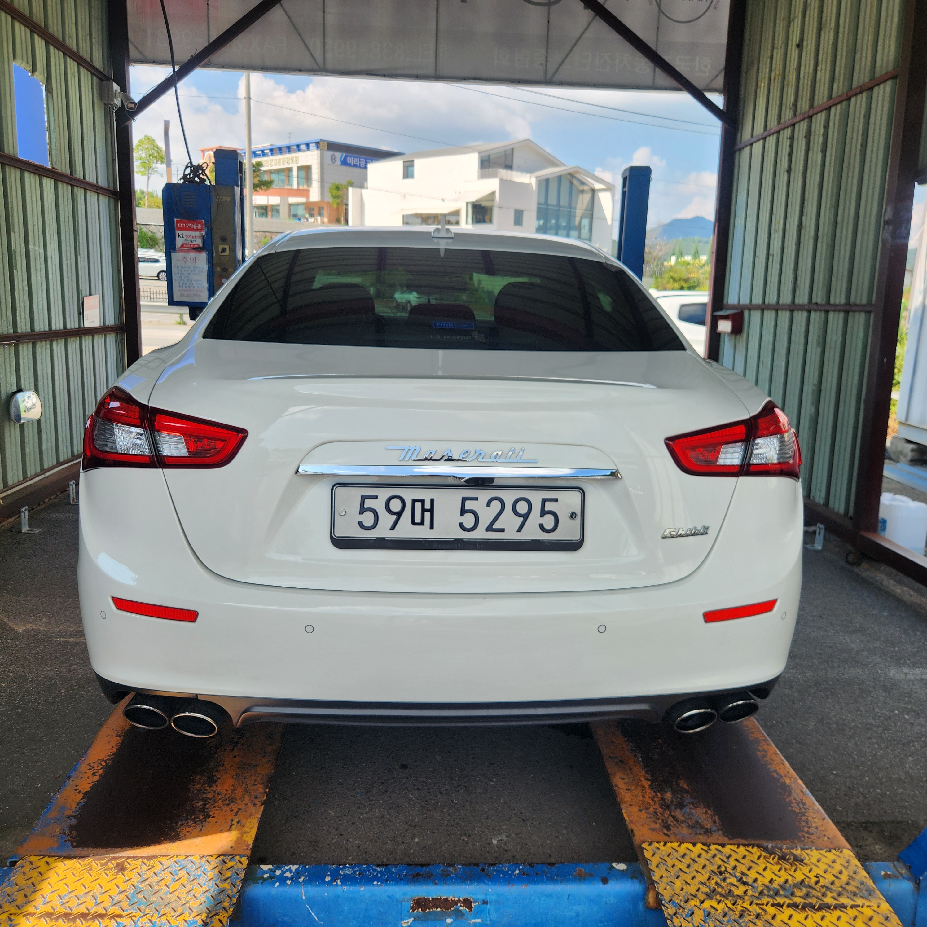 Maserati Ghibli 2017 — inspection photo 2