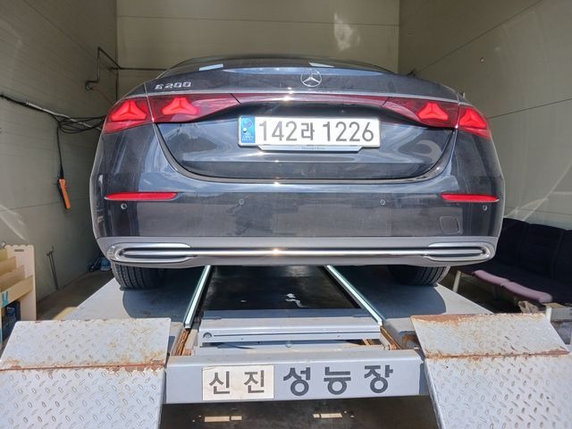 Mercedes-Benz E-Class 2025 — inspection photo 2
