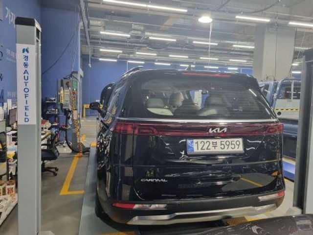 Kia Canival 2023 — inspection photo 2