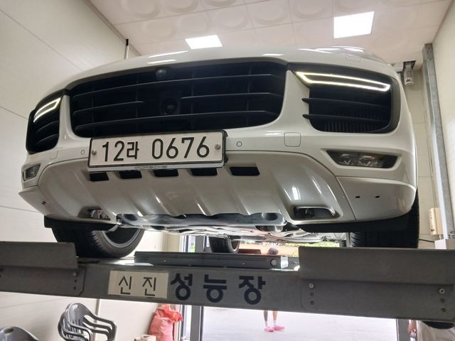 Porsche Cayenne 2017 — inspection photo 1