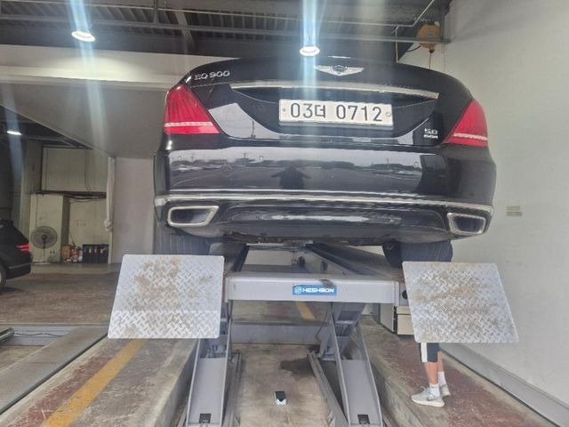 Genesis EQ900 2016 — inspection photo 2