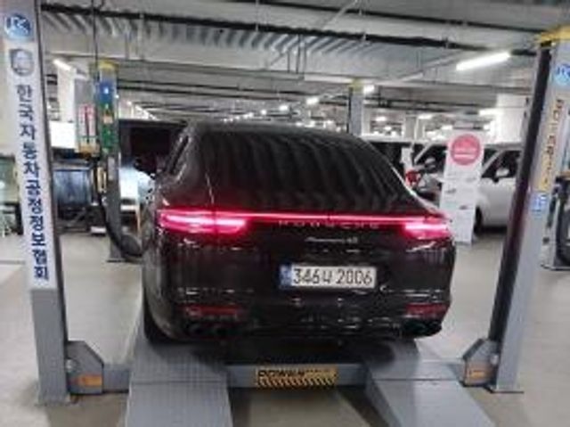 Porsche Panamera 2018 — inspection photo 2