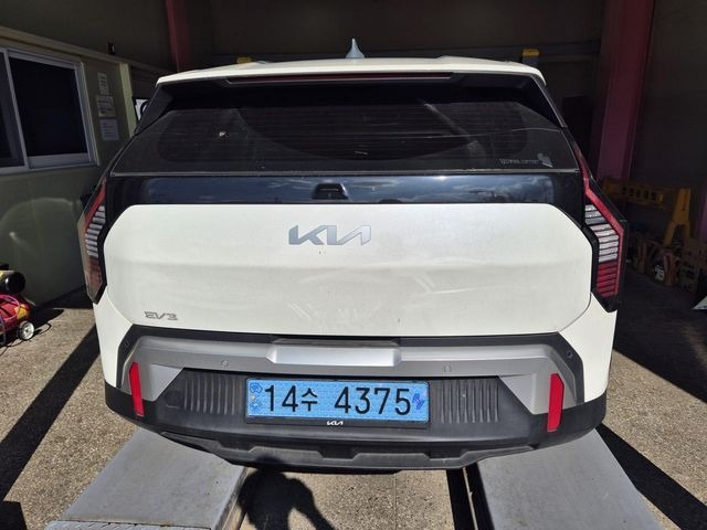 Kia EV3 2025 — inspection photo 2