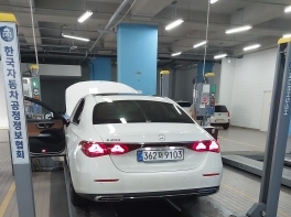 Mercedes-Benz E-Class 2026 — inspection photo 2