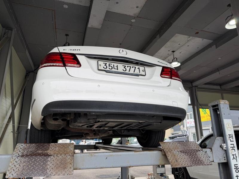 Mercedes-Benz E-Class 2014 — inspection photo 2