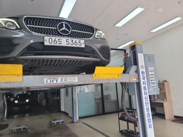 Mercedes-Benz E-Class 2017 — inspection photo 1