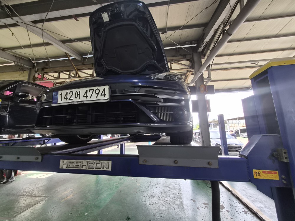 Porsche Panamera 2023 — inspection photo 1