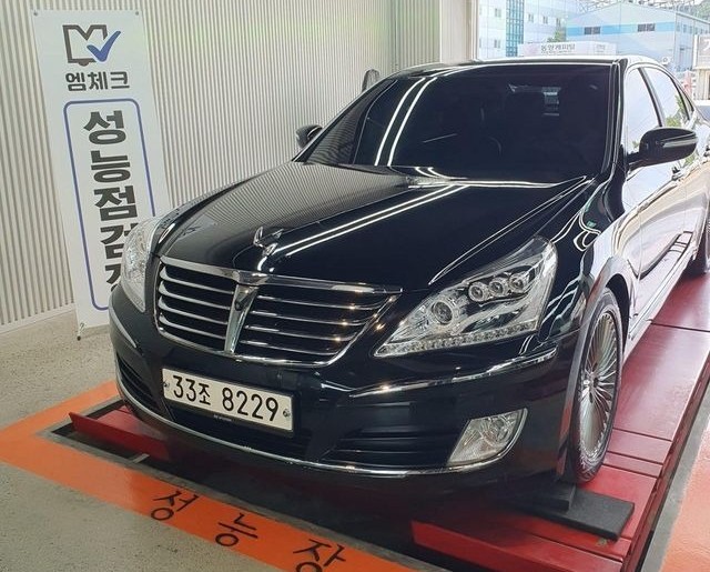 Hyundai Equus 2010 — inspection photo 1