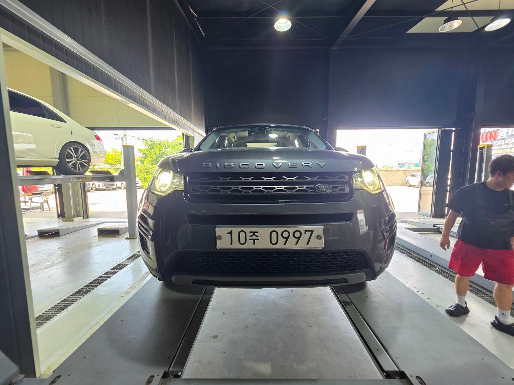 Land Rover Discovery Sport 2016 — inspection photo 1