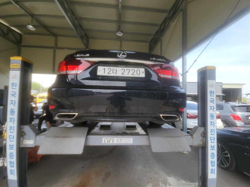 Lexus LS 2013 — inspection photo 2