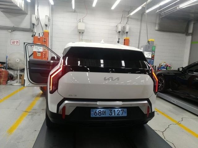 Kia EV3 2025 — inspection photo 2
