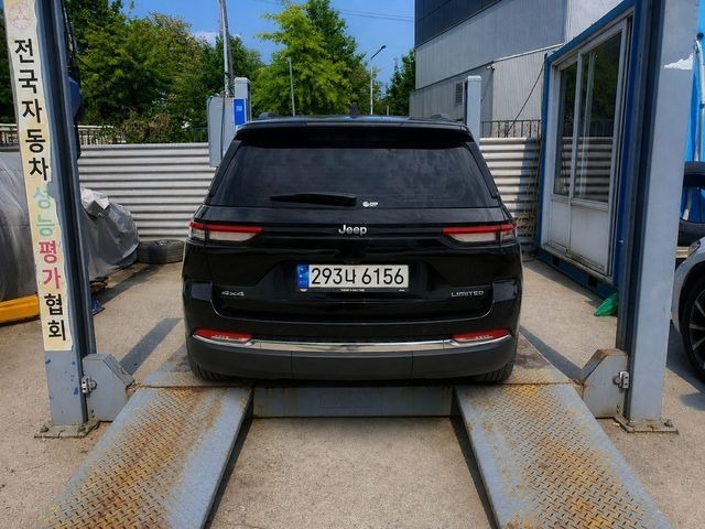 Jeep Cherokee 2023 — inspection photo 2