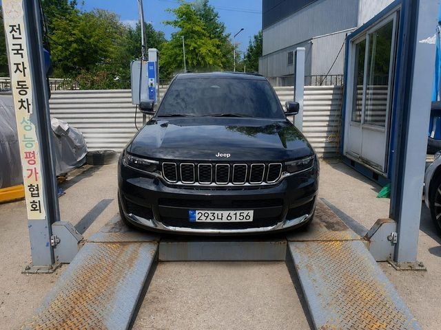Jeep Cherokee 2023 — inspection photo 1