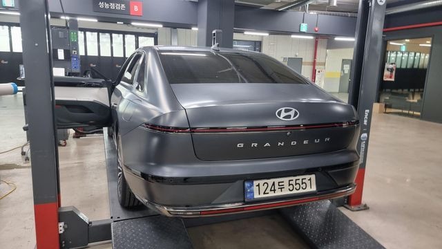 Hyundai Grandeur 2023 — inspection photo 2
