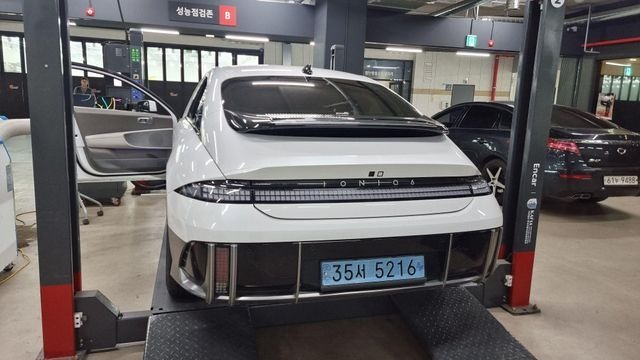 Hyundai Ioniq6 2023 — inspection photo 2