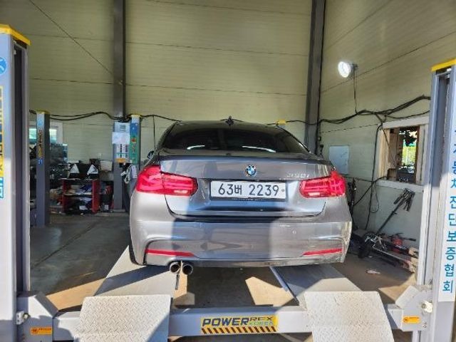 BMW 3-Series 2018 — inspection photo 2