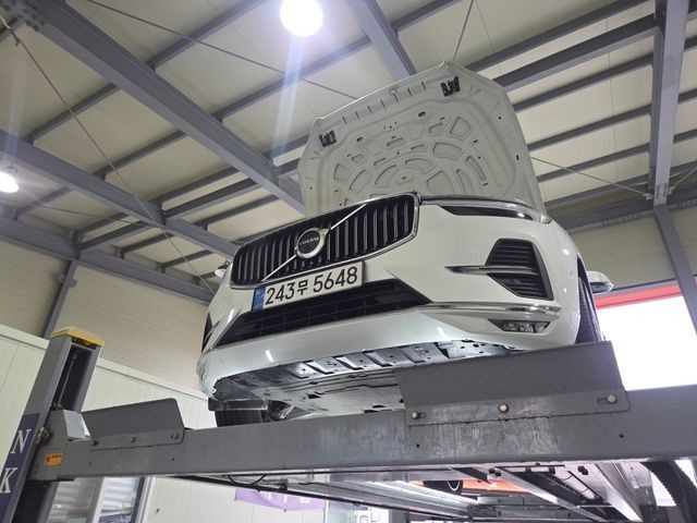 Volvo XC60 2025 — inspection photo 1