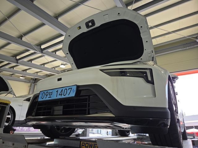 Polestar Polestar 4 2025 — inspection photo 1