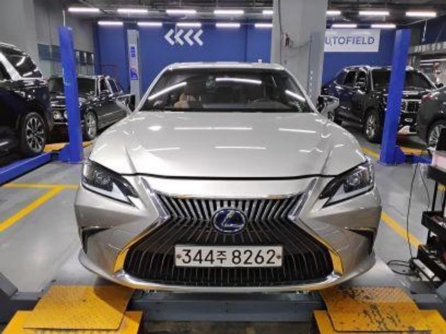 Lexus ES 2019 — inspection photo 1