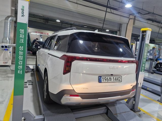 Kia Canival 2024 — inspection photo 2