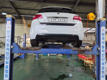 Peugeot 308 2015 — inspection photo 2