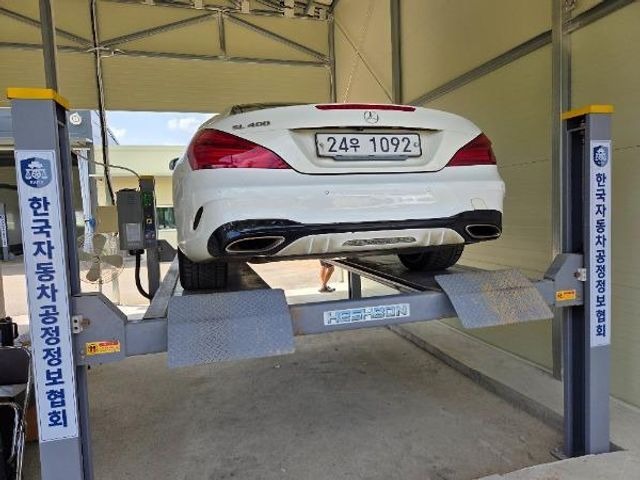 Mercedes-Benz SL-Class 2018 — inspection photo 2