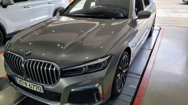 BMW 7-Series 2021 — inspection photo 1