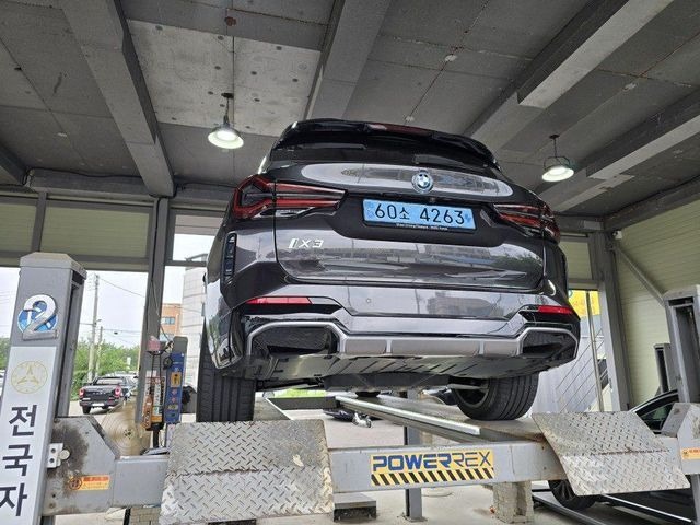 BMW iX3 2023 — inspection photo 2