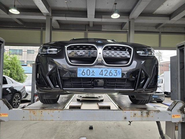 BMW iX3 2023 — inspection photo 1