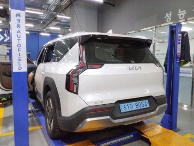 Kia EV9 2024 — inspection photo 2