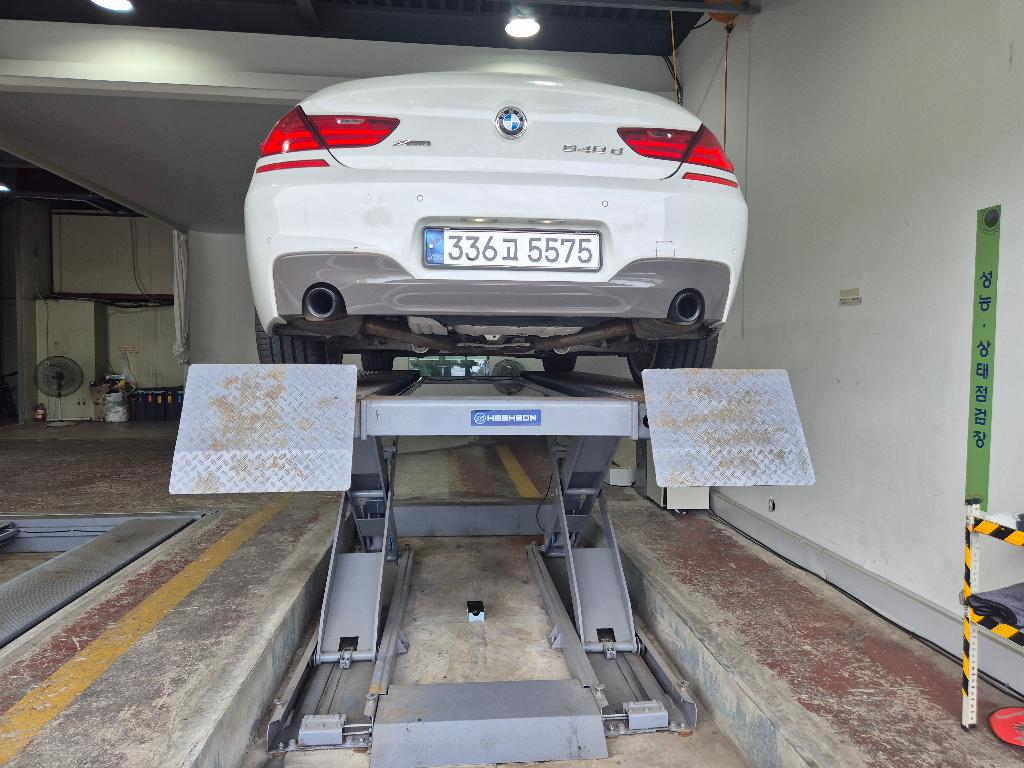 BMW 6-Series 2016 — inspection photo 2