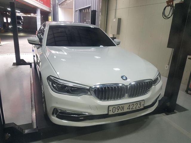 BMW 5-Series 2018 — inspection photo 1