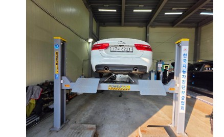 Jaguar XE 2018 — inspection photo 2