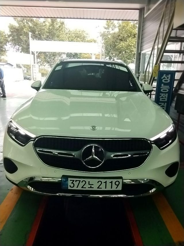Mercedes-Benz GLC-Class 2026 — inspection photo 1