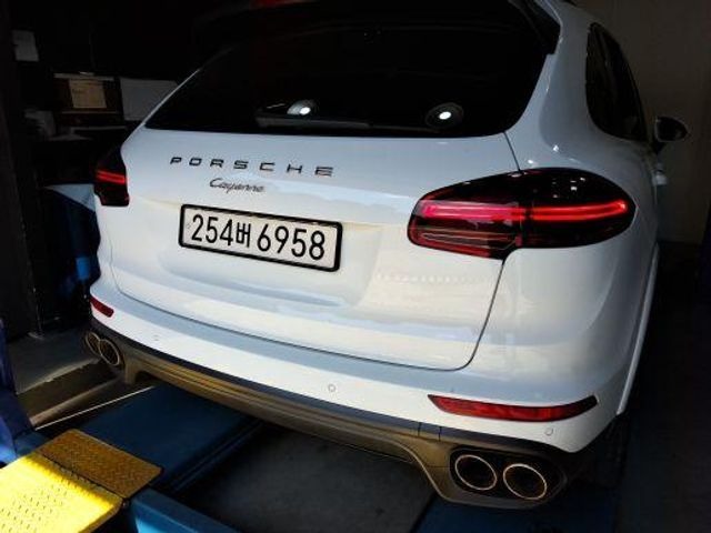 Porsche Cayenne 2017 — inspection photo 2