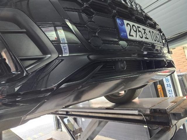 Audi Q5 2023 — inspection photo 1