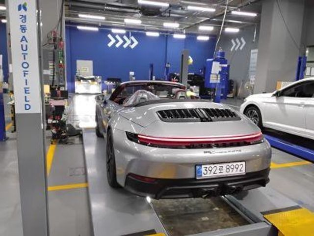 Porsche 911 2026 — inspection photo 2