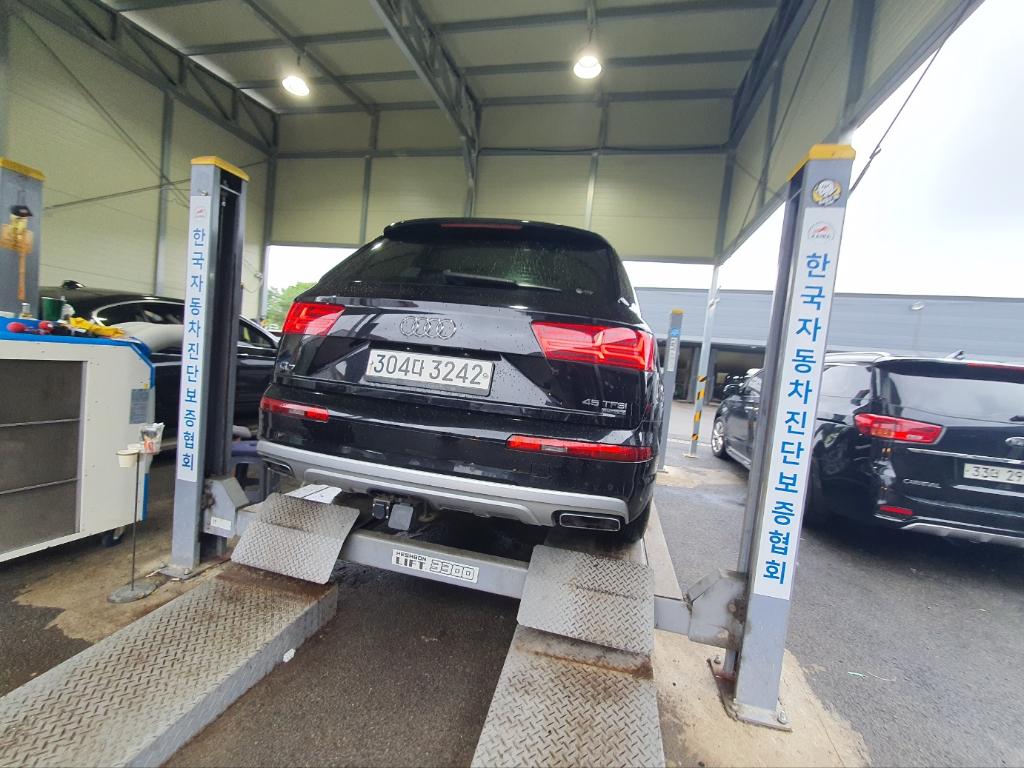 Audi Q7 2019 — inspection photo 2