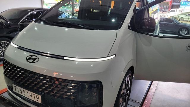 Hyundai Staria 2023 — inspection photo 1