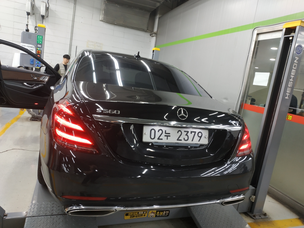 Mercedes-Benz S-Class 2018 — inspection photo 2