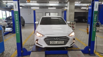 Hyundai AVANTE 2018 — inspection photo 1