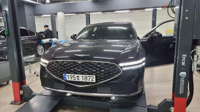 Genesis G90 2023 — inspection photo 1