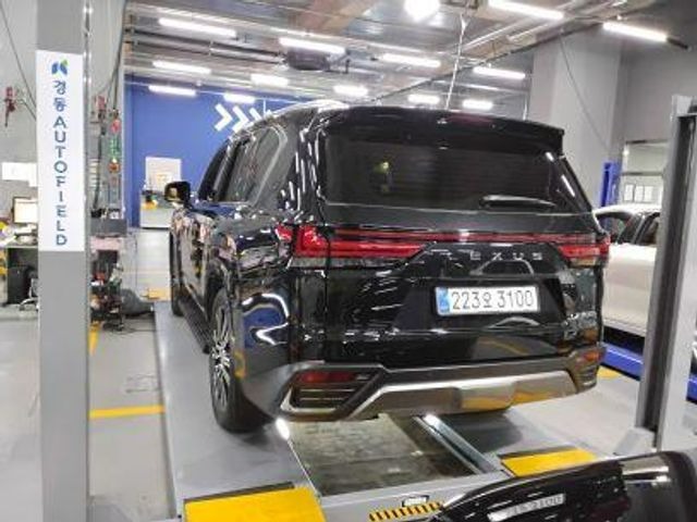 Lexus LX 2025 — inspection photo 2