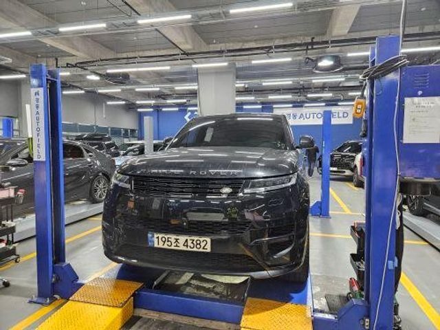 Land Rover Range Rover Sport 2023 — inspection photo 1